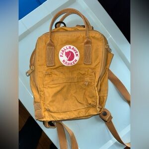 Fjallraven Kånken Backpack - Mustard Yellow